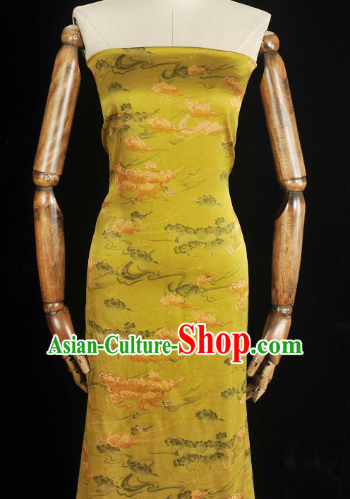 Chinese Cheongsam Gambiered Guangdong Gauze Classical Clouds Pattern Silk Material Traditional Light Green Silk Fabric