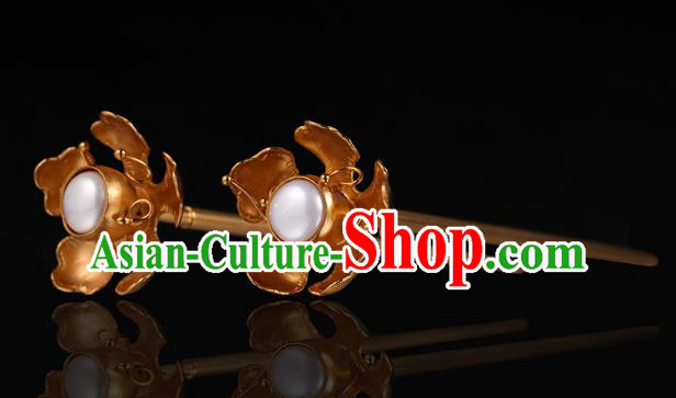 China Traditional Ming Dynasty Pearl Hair Stick Handmade Hair Accessories Ancient Empress Golden Plum Hairpin