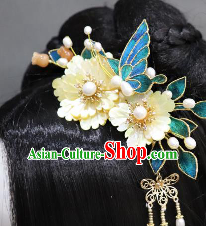 China Ancient Empress Yellow Shell Plum Hairpin Handmade Hair Accessories Traditional Ming Dynasty Pearls Tassel Hair Stick