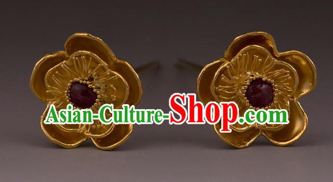 China Ancient Queen Golden Plum Hairpin Handmade Hair Accessories Traditional Ming Dynasty Court Ruby Hair Stick