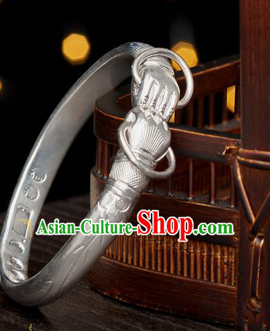 China National Handmade Silver Carving Bracelet Ancient Court Princess Jewelry Accessories