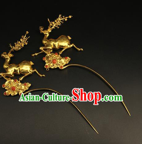 China Ancient Queen Golden Deer Hair Stick Handmade Hair Accessories Traditional Ming Dynasty Hairpin