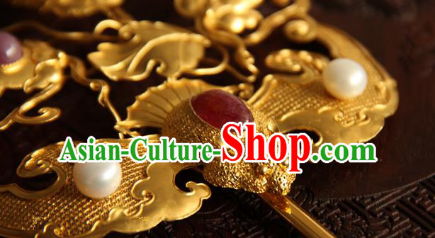 China Ancient Empress Gems Hairpin Traditional Ming Dynasty Palace Hair Accessories Handmade Golden Bat Hair Stick