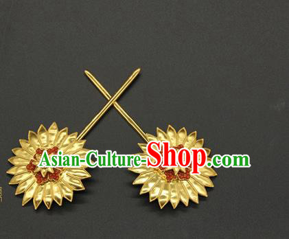 China Tang Dynasty Hair Stick Ancient Court Hair Accessories Traditional Handmade Golden Chrysanthemum Hairpin