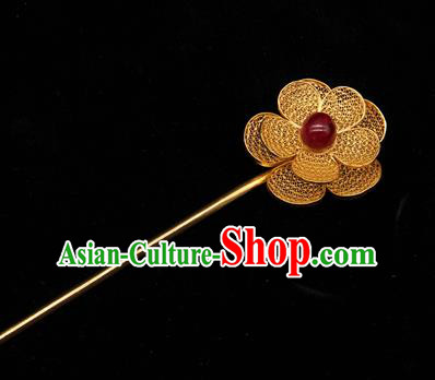 China Handmade Hairpin Traditional Ming Dynasty Hair Accessories Ancient Empress Golden Plum Hair Stick