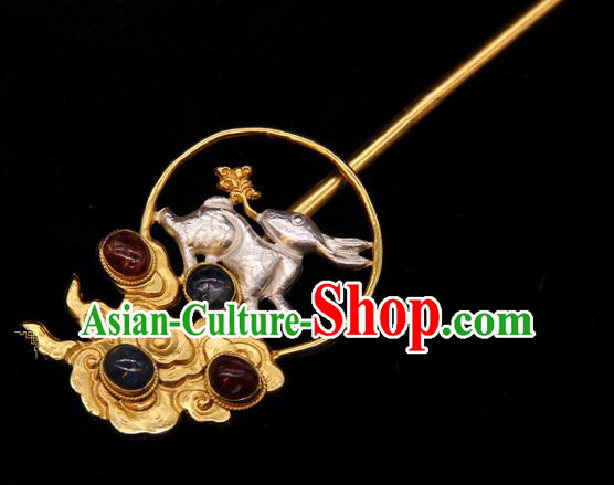 China Ancient Empress Gems Hair Stick Handmade Hair Accessories Traditional Ming Dynasty Silver Rabbit Hairpin