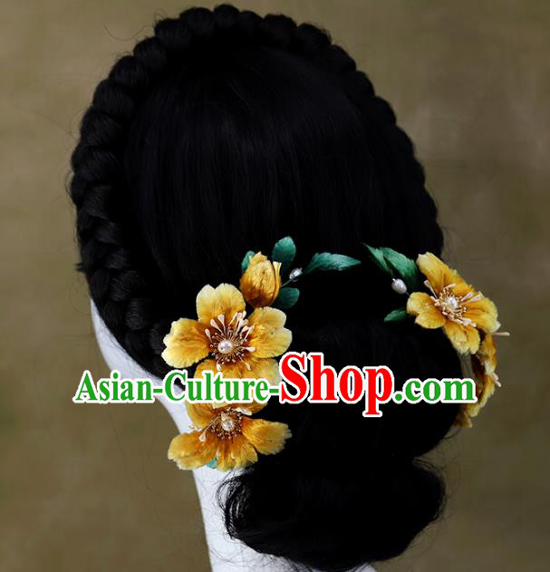 Chinese Traditional Hanfu Hairpin Wedding Hair Accessories Ancient Bride Yellow Velvet Flower Hair Comb