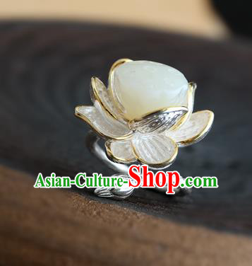 China Handmade Silver Carving Ring Traditional Jewelry Accessories White Jade Lotus Seedpod Circlet