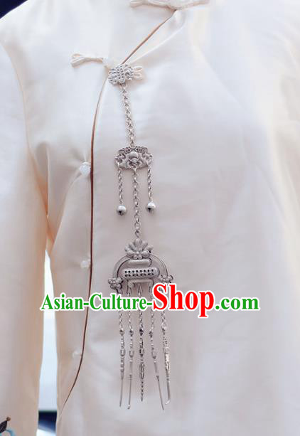 Chinese Silver Bouquet Tassel Pendant Traditional Collar Accessories Handmade Breastpin Cheongsam Brooch Jewelry