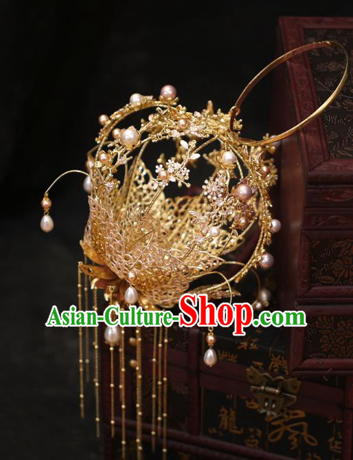 China Bride Accessories Golden Tassel Portable Lantern Traditional Wedding Prop