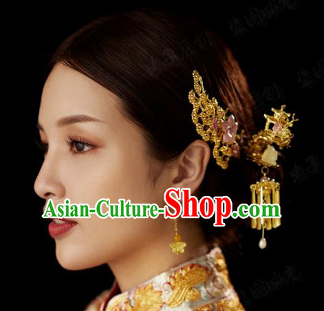 China Traditional Hanfu Shell Plum Hair Stick Xiuhe Suit Hair Accessories Wedding Bride Pine Hairpin