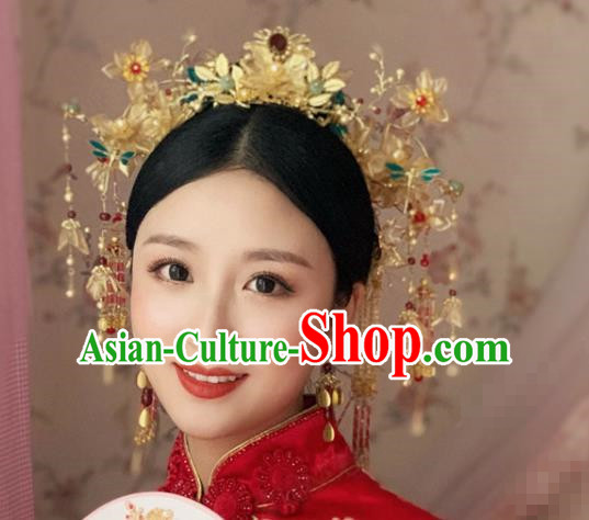 China Traditional Xiuhe Suit Headdress Wedding Bride Hair Accessories Ancient Queen Hair Crown and Tassel Hairpins