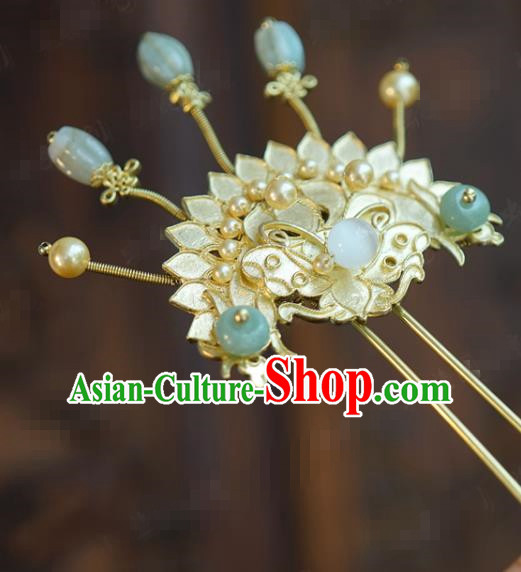 China Ancient Palace Jade Beads Hairpins Traditional Xiuhe Suit Hair Jewelry Accessories Pearls Golden Lotus Hair Stick