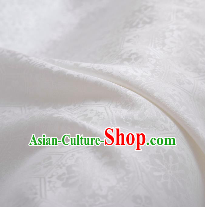 Chinese Classical Septaria Pattern Design White Silk Fabric Asian Traditional Cheongsam Brocade Material