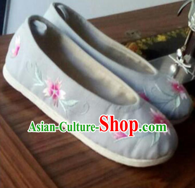 Chinese Traditional Kung Fu Shoes Opera Shoes Hanfu Shoes Grey Embroidered Shoes for Women