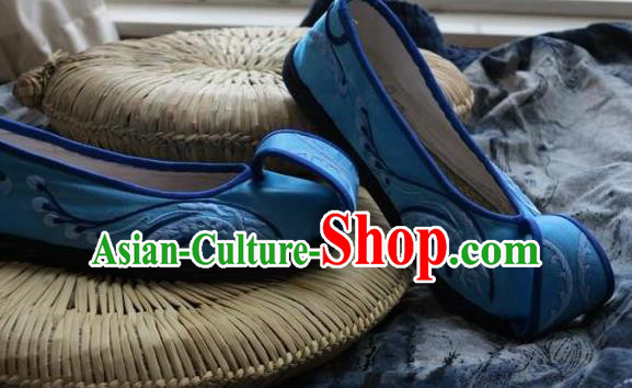 Chinese Handmade Blue Embroidered Shoes Hanfu Shoes Traditional National Shoes for Women