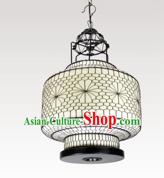 Chinese Traditional Handmade Iron Woven Ceiling Lantern New Year Palace Lamp