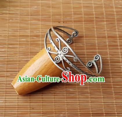 Chinese Traditional Miao Nationality Bracelet Handmade Ethnic Silver Bangle Accessories for Women