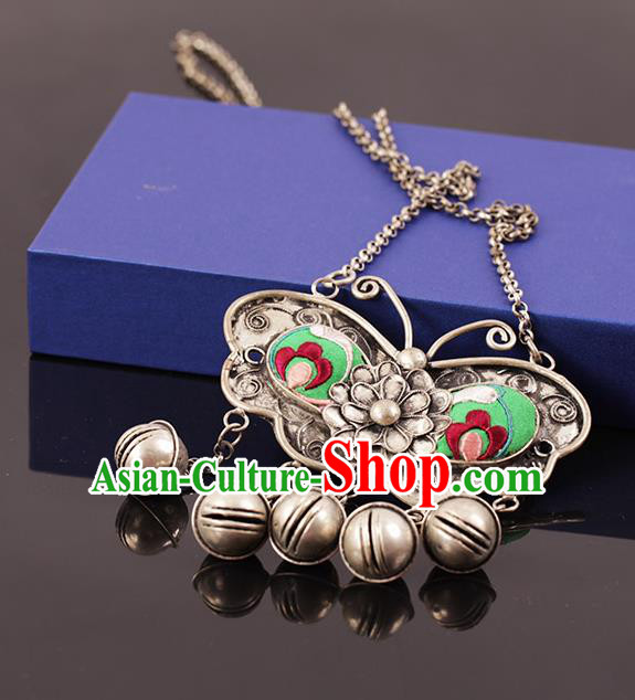 Chinese Traditional Miao Nationality Green Butterfly Necklace Handmade Ethnic Silver Necklet Accessories for Women