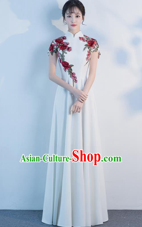 Top Grade Compere Embroidered Roses White Full Dress Annual Gala Stage Show Chorus Costume for Women