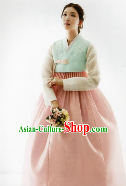Korean Traditional Hanbok Bride Green Blouse and Light Pink Dress Outfits Asian Korea Fashion Costume for Women