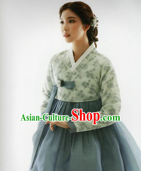 Korean Traditional Hanbok Mother Green Blouse and Blue Satin Dress Outfits Asian Korea Fashion Costume for Women
