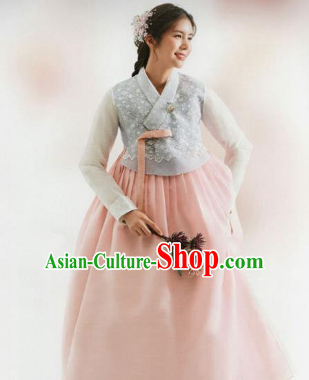 Korean Traditional Hanbok Wedding Bride Grey Blouse and Pink Dress Outfits Asian Korea Fashion Costume for Women