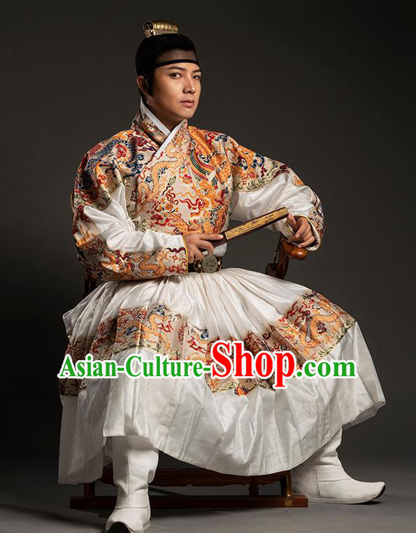 Traditional Chinese Ming Dynasty King White Embroidered Robe Ancient Imperial Emperor Costumes for Men