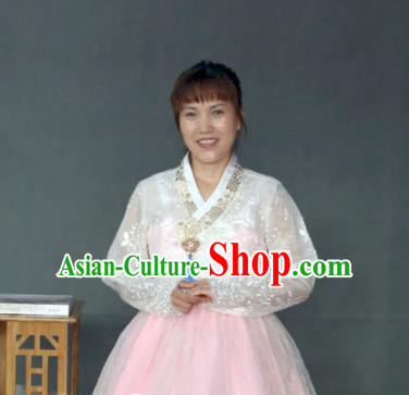 Korean Traditional Garment Bride Mother Hanbok White Blouse and Pink Dress Asian Korea Fashion Costume for Women