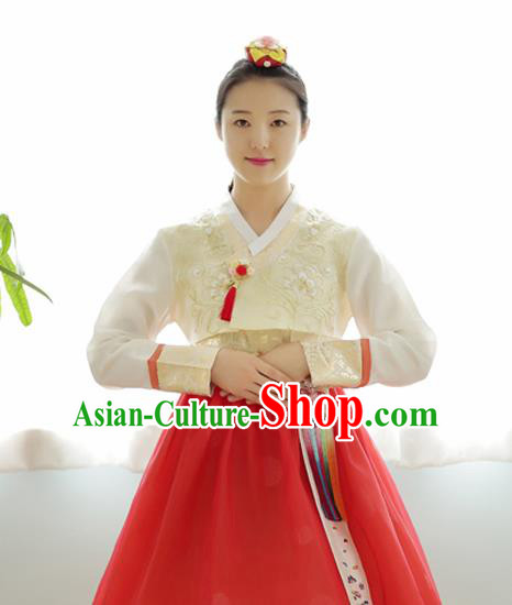 Korean Traditional Garment Beige Blouse and Red Dress Bride Hanbok Asian Korea Fashion Costume for Women