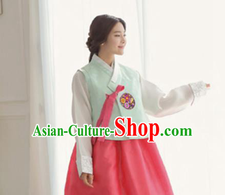 Korean Traditional Hanbok Garment Light Green Blouse and Pink Dress Asian Korea Fashion Costume for Women