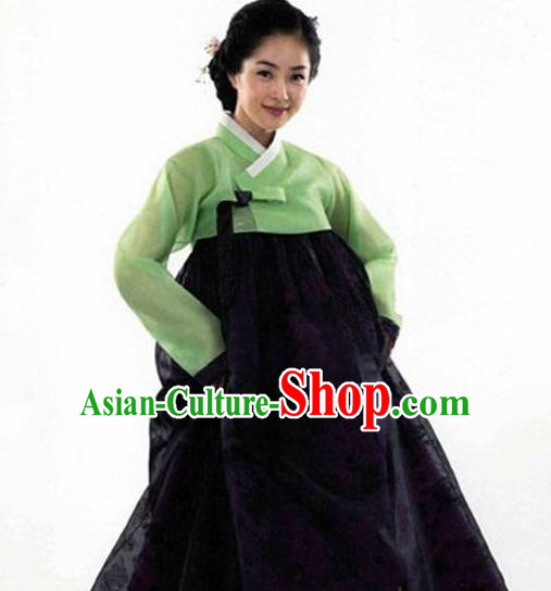 Korean Traditional Bride Hanbok Green Blouse and Black Dress Garment Asian Korea Fashion Costume for Women