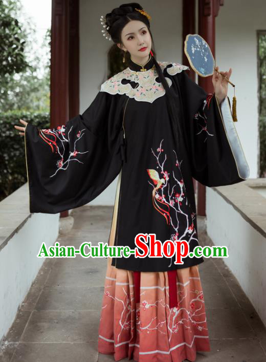 Chinese Ancient Aristocratic Lady Embroidered Black Dress Traditional Ming Dynasty Royal Princess Costumes for Women