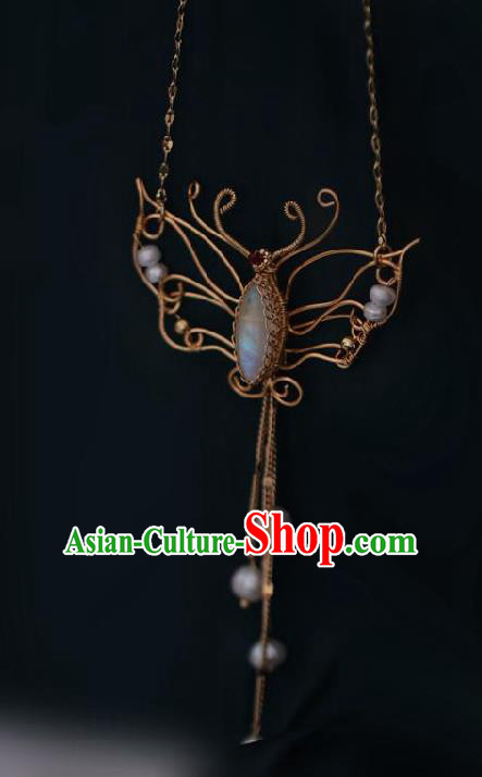 Chinese Traditional Ming Dynasty Moonstone Butterfly Necklace Handmade Ancient Princess Necklet Accessories for Women