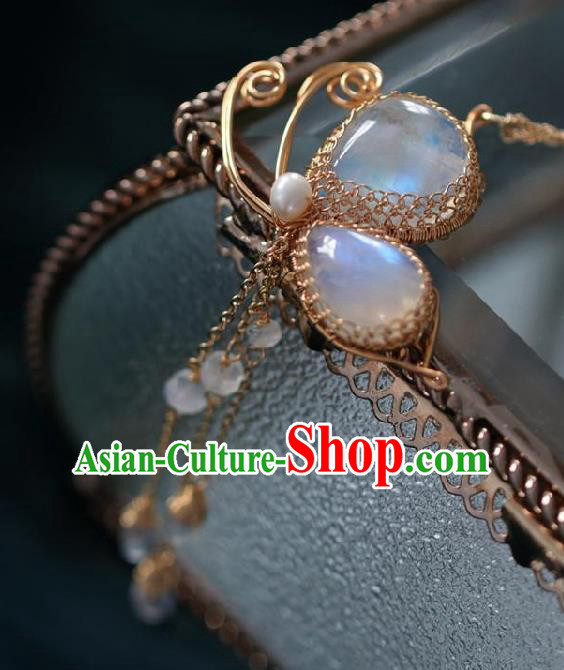 Chinese Traditional Ming Dynasty Moonstone Butterfly Tassel Necklace Handmade Ancient Princess Necklet Accessories for Women