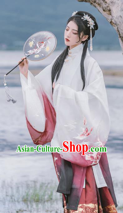 Chinese Ancient Female Swordsman Embroidered Clothing Traditional Ming Dynasty Court Lady Costume for Women