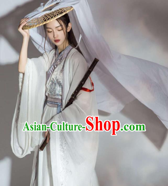 Chinese Ancient Swordsman Embroidered Clothing Traditional Jin Dynasty Female Knight Costume for Women