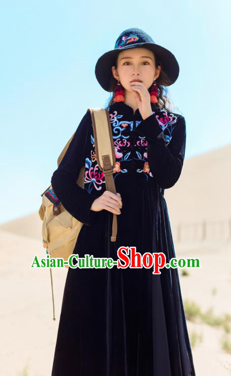 Chinese Traditional Embroidered Black Qipao Dress National Tang Suit Costumes for Women