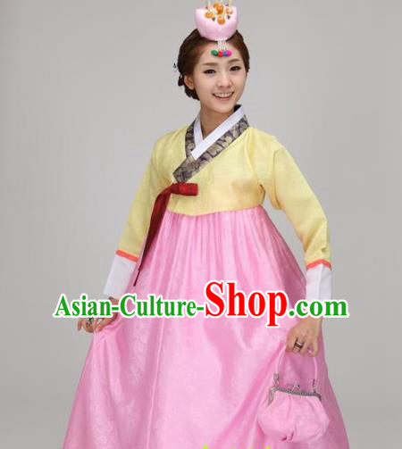 Korean Traditional Court Hanbok Yellow Blouse and Pink Dress Garment Asian Korea Fashion Costume for Women