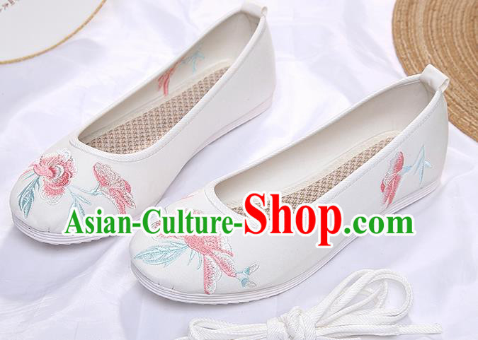 Chinese Traditional White Embroidered Peony Shoes Opera Shoes Hanfu Shoes Wedding Shoes for Women