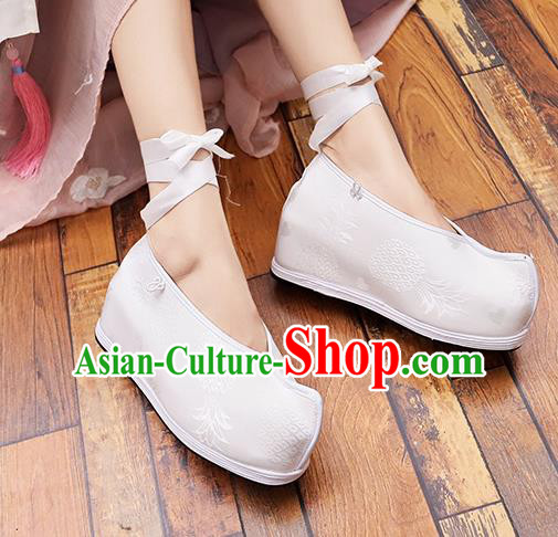 Asian Chinese Traditional Princess Shoes White Satin Shoes Opera Shoes Hanfu Shoes for Women