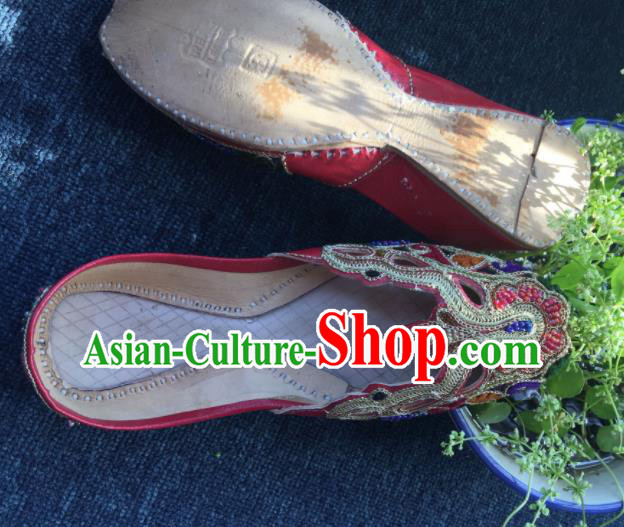 Asian India Traditional Embroidered Red Leather Shoes Indian Handmade Shoes for Women