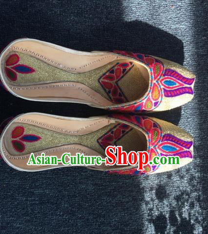 Asian India Traditional Embroidered Golden Leather Shoes Indian Handmade Shoes for Women