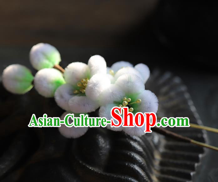 Traditional Chinese Handmade Green Velvet Plum Blossom Hairpins Headdress Ancient Hanfu Hair Accessories for Women