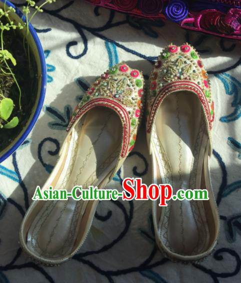 Asian India Traditional Embroidered Beads White Shoes Indian Handmade Shoes for Women