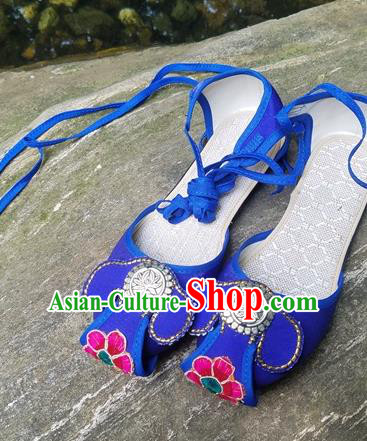 Traditional Chinese Yunnan National Royalblue Shoes Women Shoes Embroidered Sandal