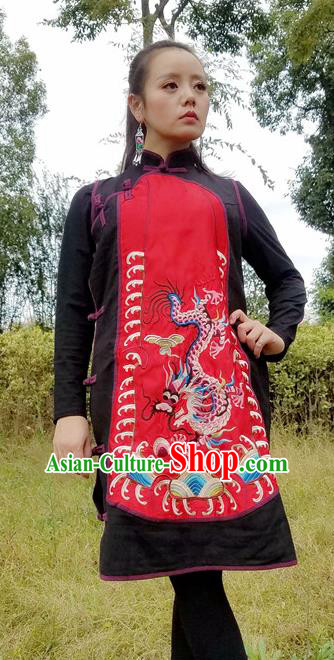 Traditional Chinese Embroidered Dragon Red Dress National Sleeveless Cheongsam Costume for Women