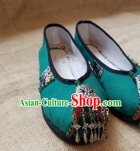 Traditional Chinese Handmade Ethnic Silver Tassel Green Shoes Yunnan National Shoes Embroidered Shoes for Women