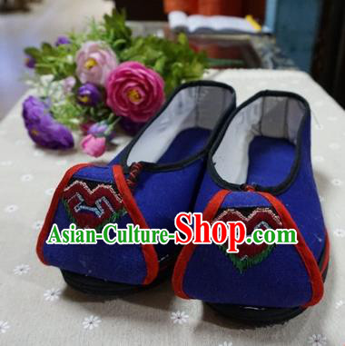 Traditional Chinese Ethnic Bride Blue Shoes Handmade Yunnan National Embroidered Shoes Wedding Shoes for Women