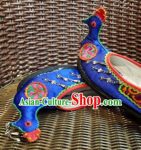 Traditional Chinese Ethnic Blue Mandarin Duck Shoes Embroidered Shoes Yunnan National Shoes for Women